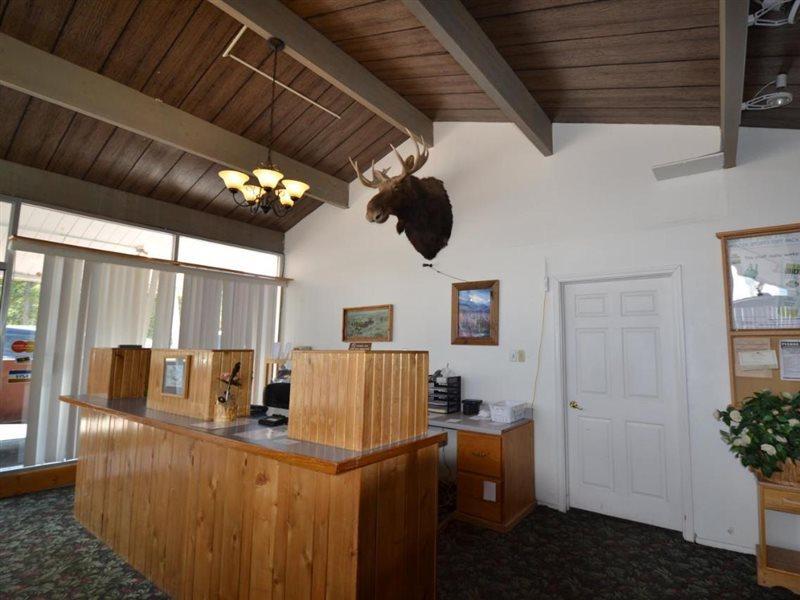 Motel Dude & Roundup West Yellowstone Esterno foto