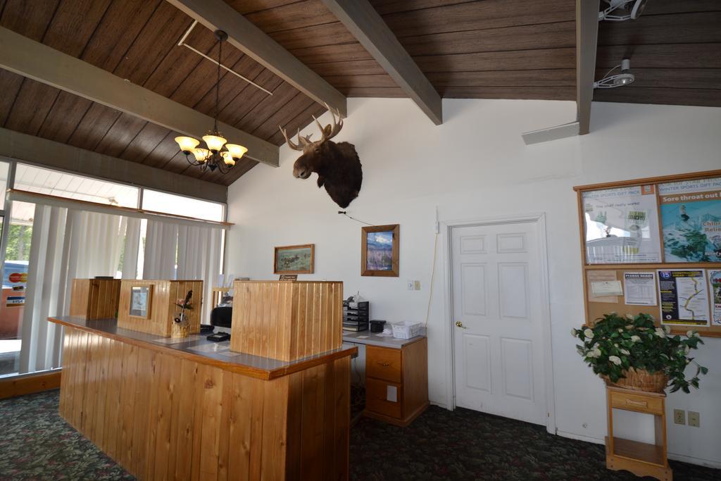 Motel Dude & Roundup West Yellowstone Esterno foto