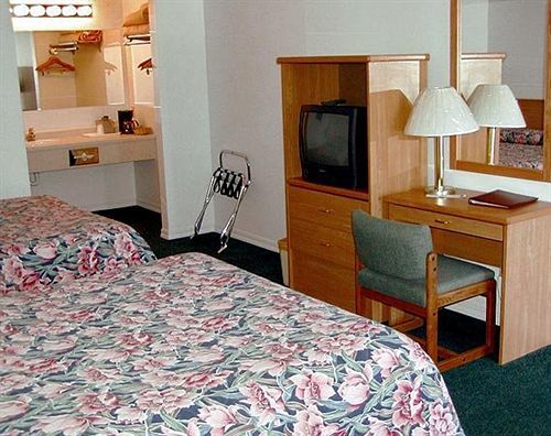 Motel Dude & Roundup West Yellowstone Esterno foto